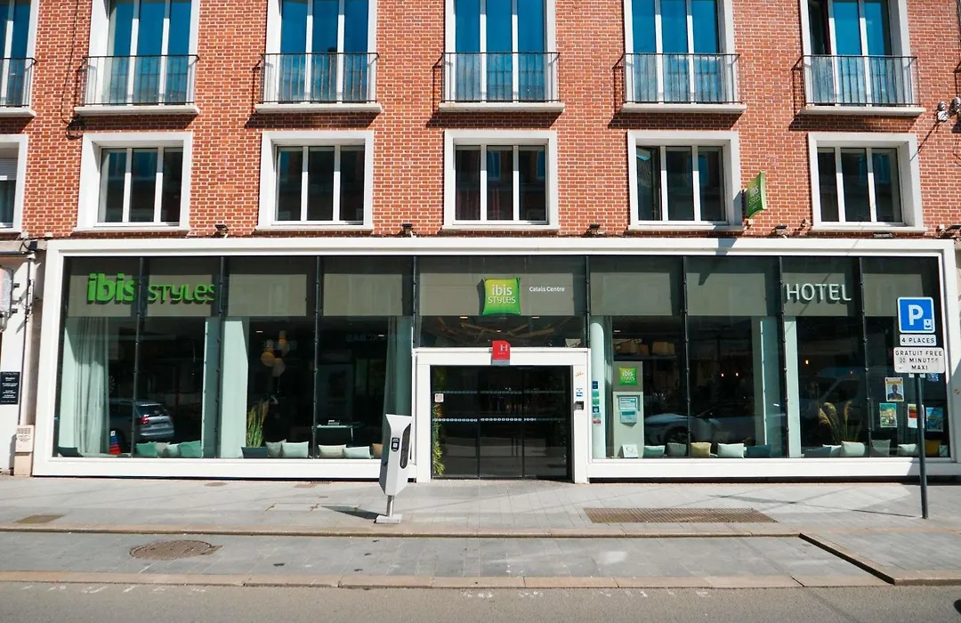 Ibis Styles Calais Centre-1