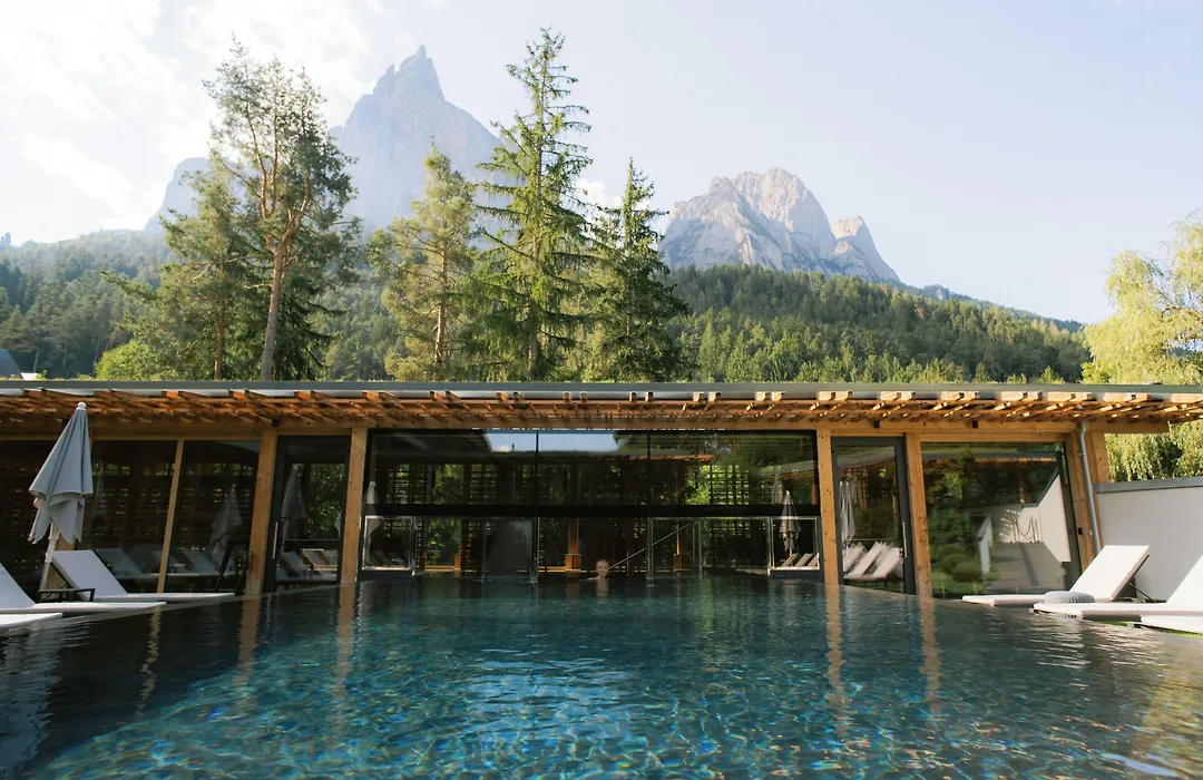 Sensoria Dolomites-1