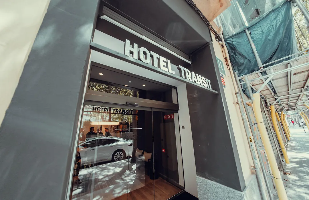 Hotel Transit-1