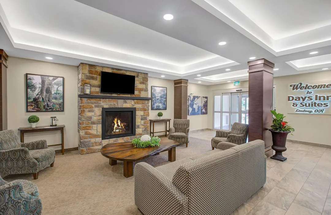 Days Inn & Suites By Wyndham Lindsay-1