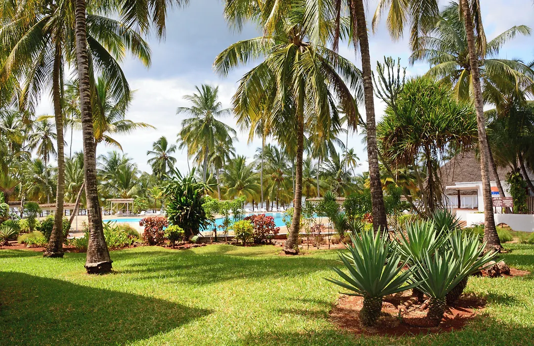 Voi Kiwengwa Resort-1