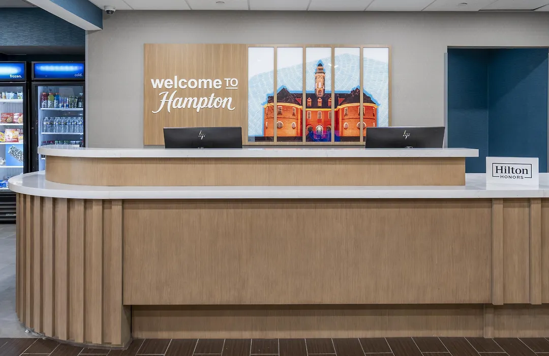 Hampton Inn & Suites Williamsburg Historic District-1