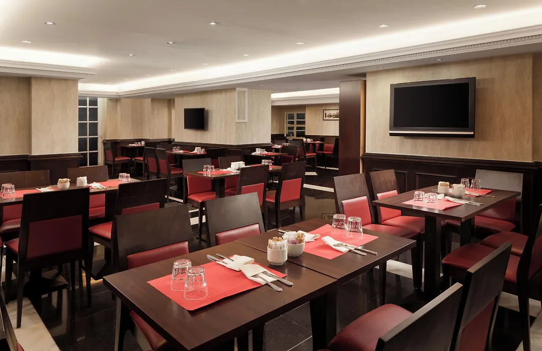 Royal Eagle Hotel-1