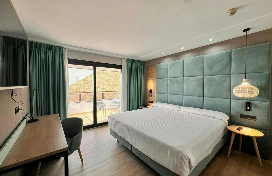 Hotel Maya Alicante-1