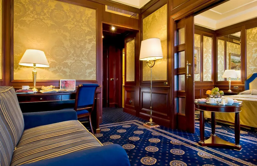Hotel Simplon-1