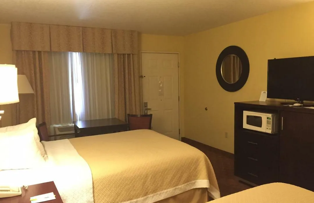Days Inn By Wyndham Globe-1