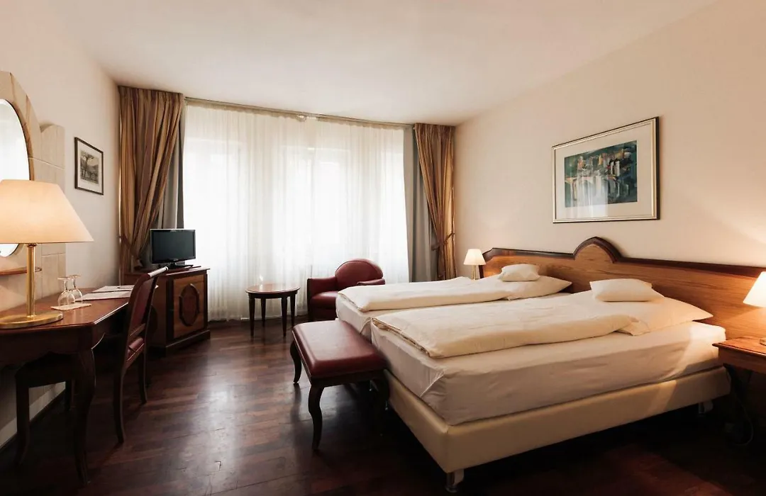Hotel Weisser Bock-1
