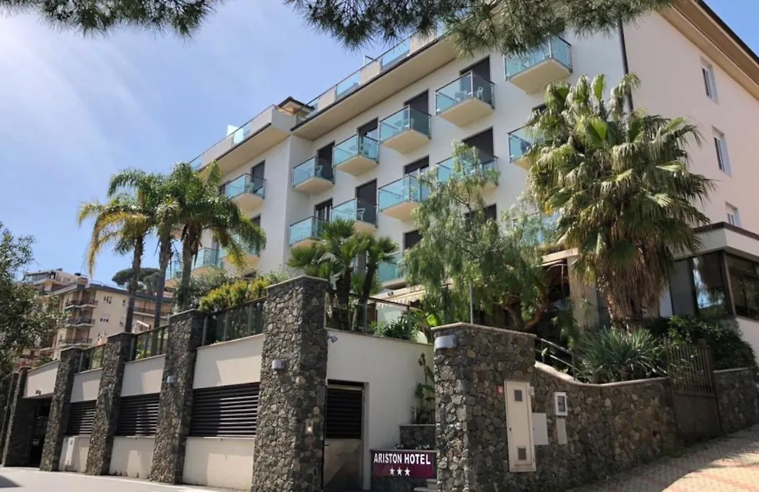 Hotel Ariston & Apartments-1