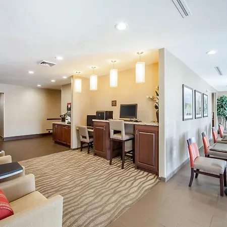 Comfort Suites Marietta-Parkersburg-2
