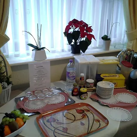 Arbury Lodge Guest House-2