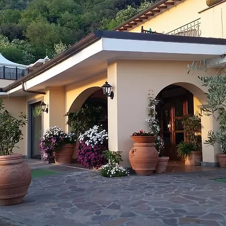 Hotel Villa Degli Angeli-3