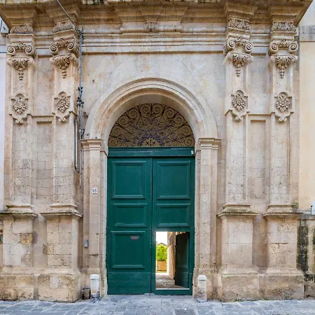Palazzo Trigona Dependance-2