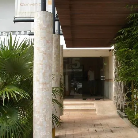 Hotel y Suites Nader-3