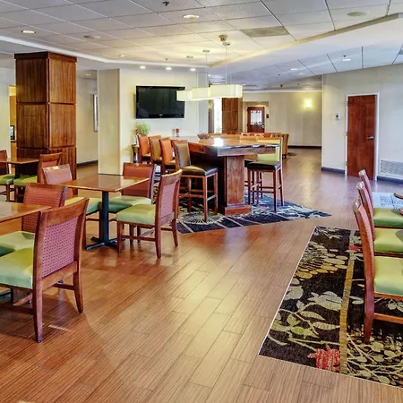 Hampton Inn Elizabeth City-3