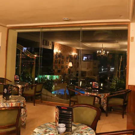 Hotel Rembrandt-3