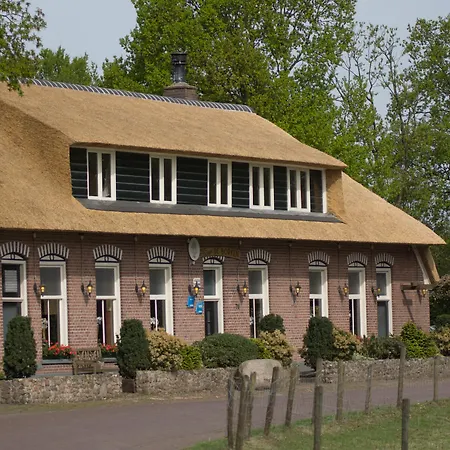 Fletcher Hotel-Restaurant De Borken-3