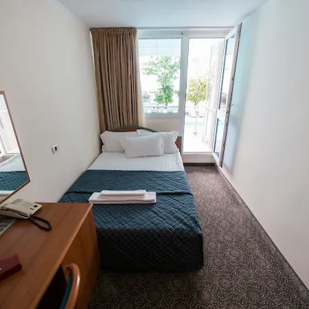 Bavaria Blu Hotel And Conference Centre-2