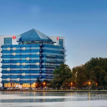 Ramada By Wyndham Constanta-2