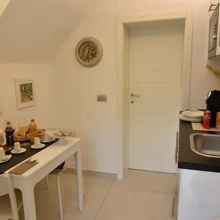 Conte Max Rooms-3