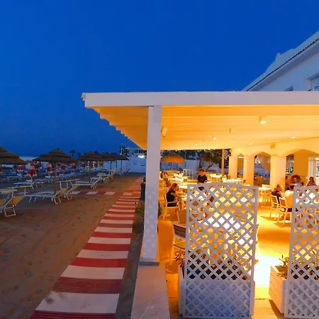Albergo Diomedee Rooms On The Beach-3