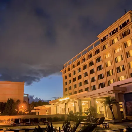 The Everest Hotel-3