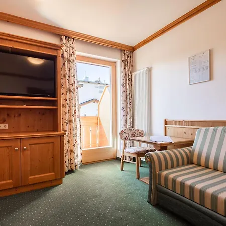 Hotel Sonnenhof-2