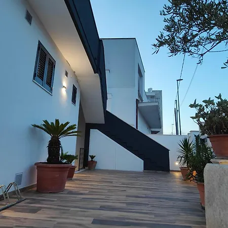 Helianthus Rooms-3