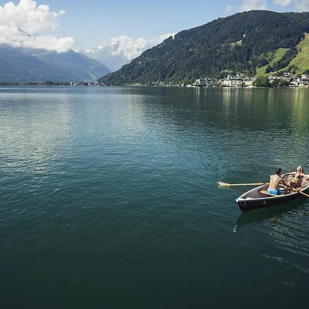 Alpenparks Hotel & Apartment Central Zell Am See-2