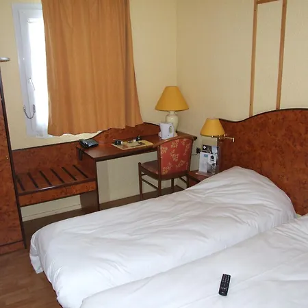 Logis Hotel & Restaurant & Bar Le Cottage-2