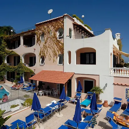 Hotel Bellevue Benessere&Relax-2
