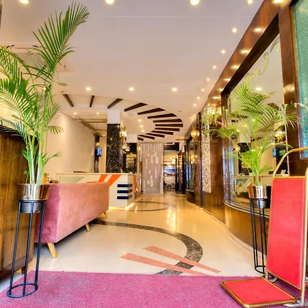 The Singh Empire, A Luxury Hotel, New Delhi-3