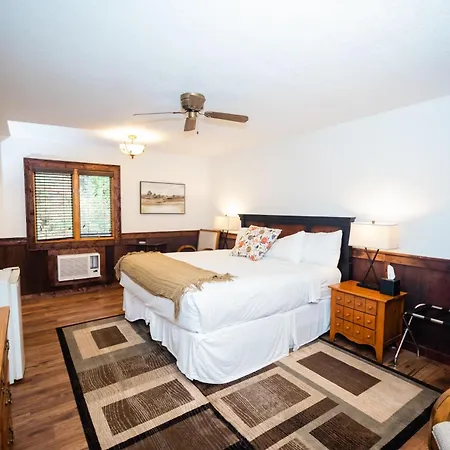 Sylvan Valley Lodge And Cellars-3