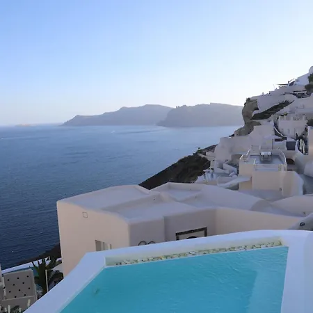 Alexander'S Suites-2