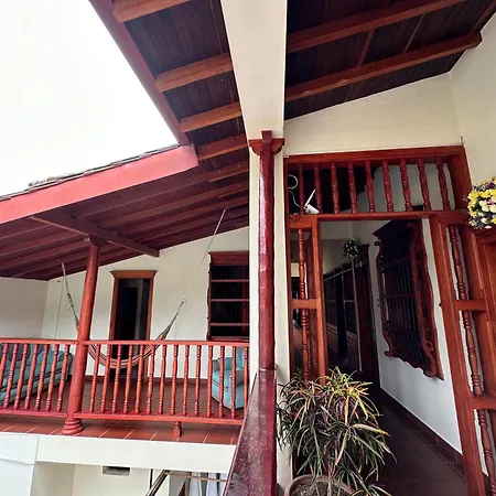 La Casa de las Flores Hostal-2