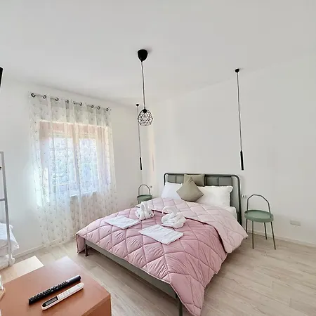 Orazi e Curiazi Rooms-2