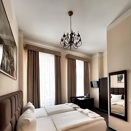 Upper Room Hotel Kurfuerstendamm-3