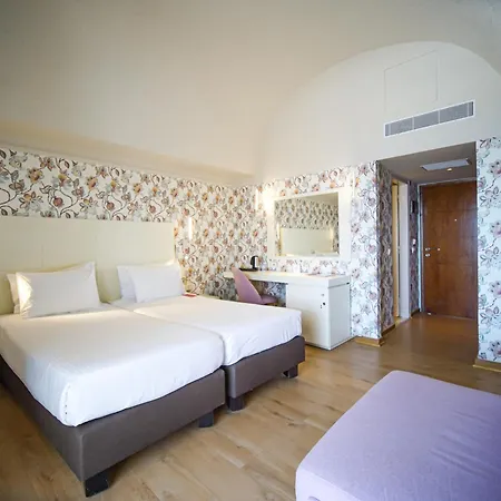 Ramada Loutraki Poseidon Resort-2