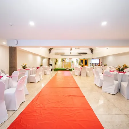 Tanoa Waterfront Hotel-3