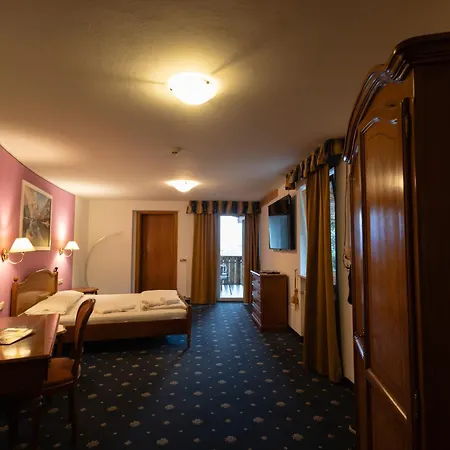 Hotel Marlingerhof-2