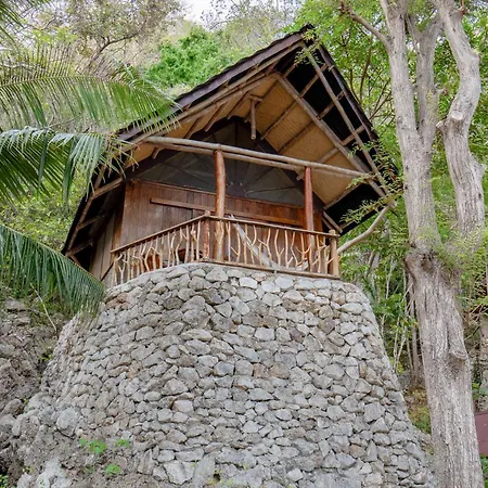 Sangat Island Dive Resort-3