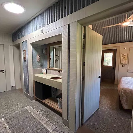 Headwaters Glenorchy Eco Lodge-3