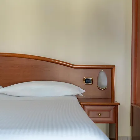Hotel Regina-3