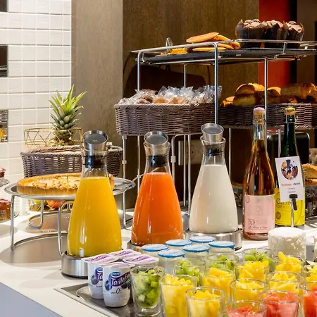 Best Western Premier De La Poste & Spa-2