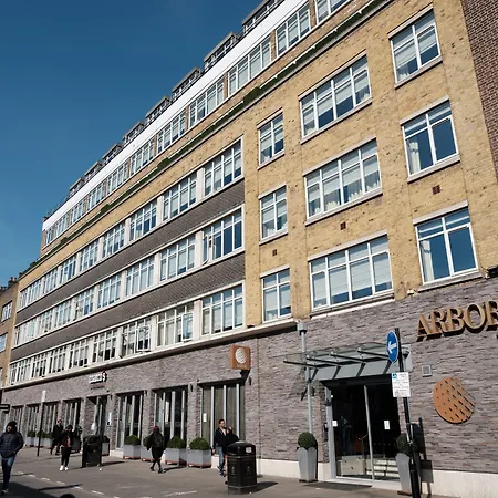 Hampton By Hilton London City-3