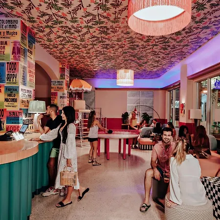 Viajero Miami (Adults Only)-2