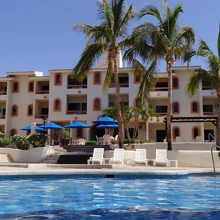 Park Royal Homestay Los Cabos-3
