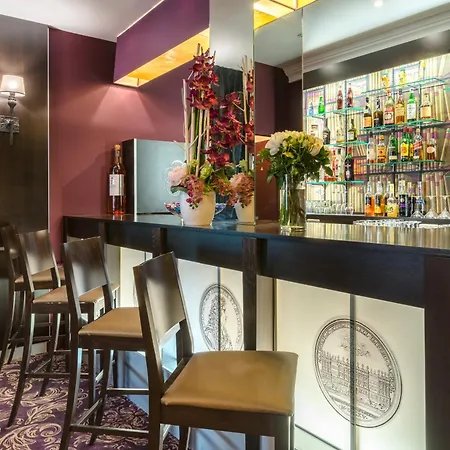 Hotel Le Versailles-3
