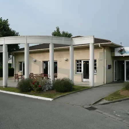 Logis Hotel & Restaurant & Bar Le Cottage-3