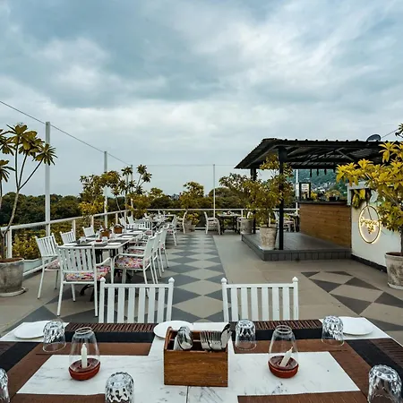 Tripli Hotels Shiv Villas-3
