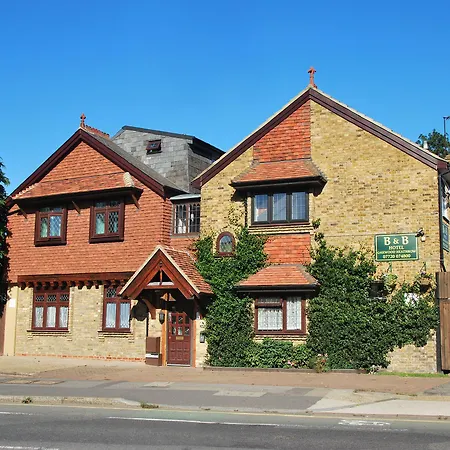 Oakwood Bed And Breakfast Heathrow-2